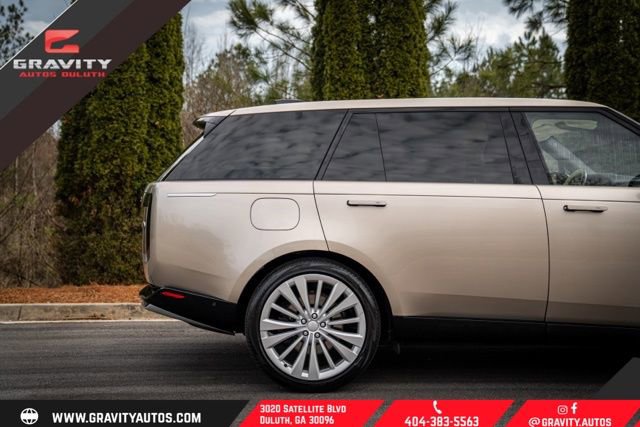 Used 2023 Land Rover Range Rover Long Wheelbase First Edition image 13