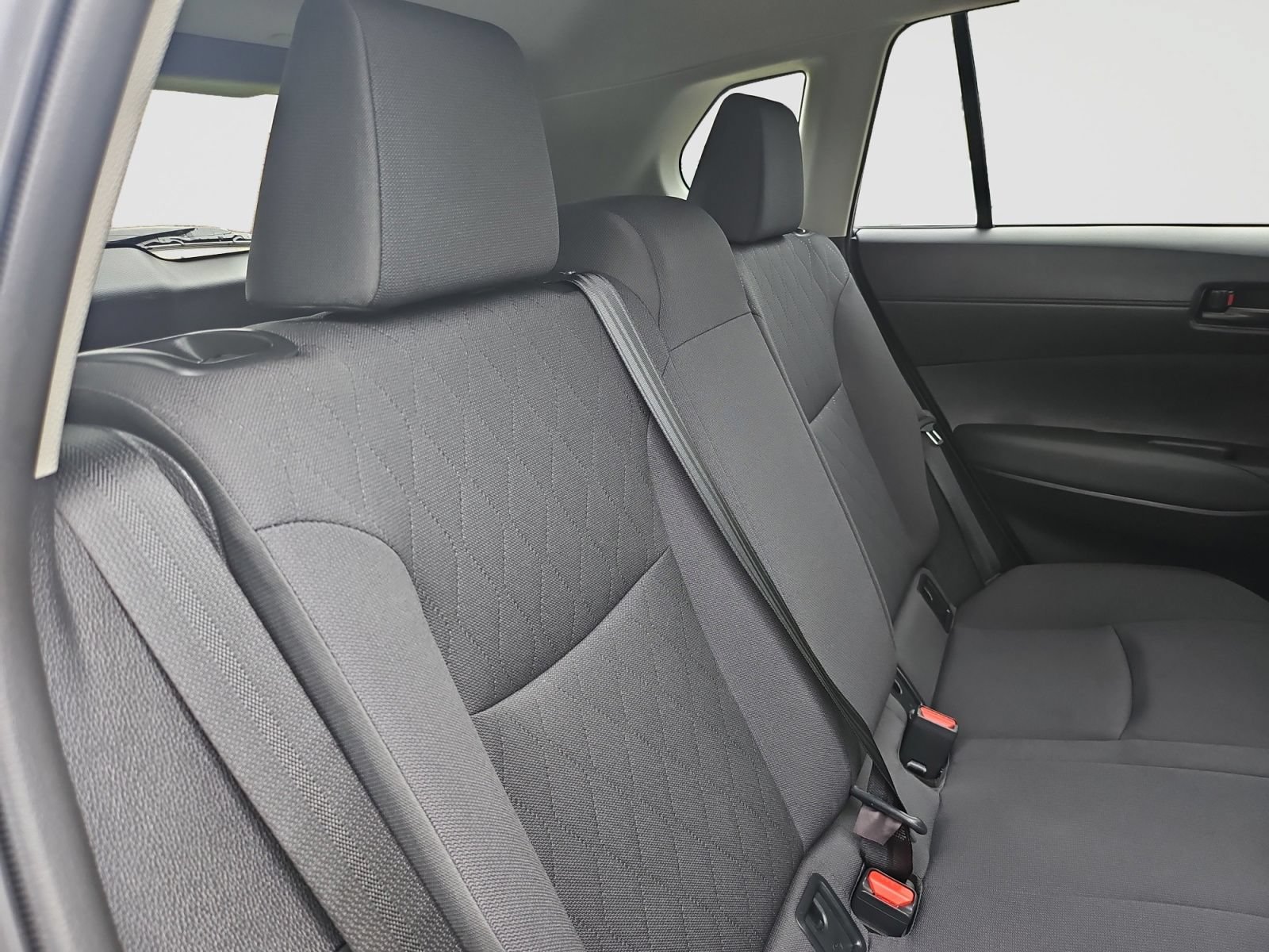 Used 2024 Toyota Corolla Cross LE FWD image 45