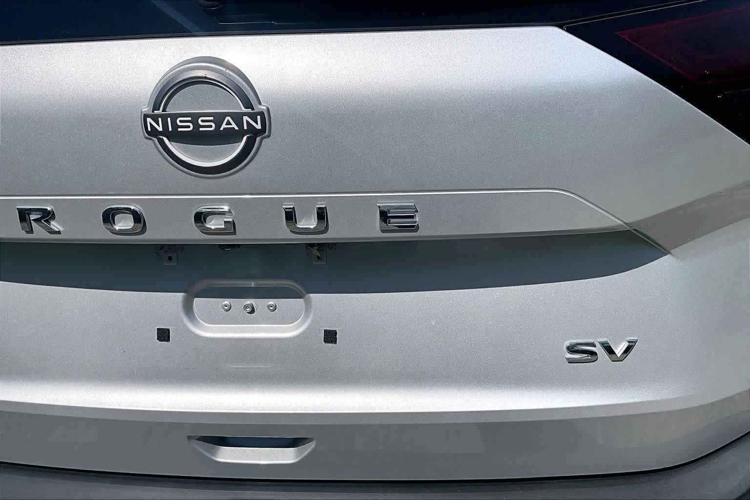 Used 2022 Nissan Rogue SV FWD image 10