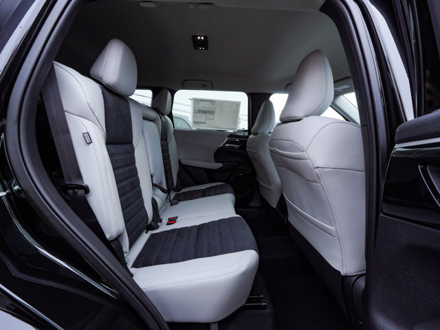 New 2026 Mitsubishi Outlander SE AWD/4WD image 43
