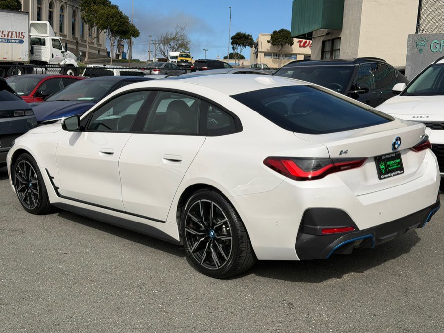 Used 2023 BMW i4 eDrive40 w/ M Sport Package image 7