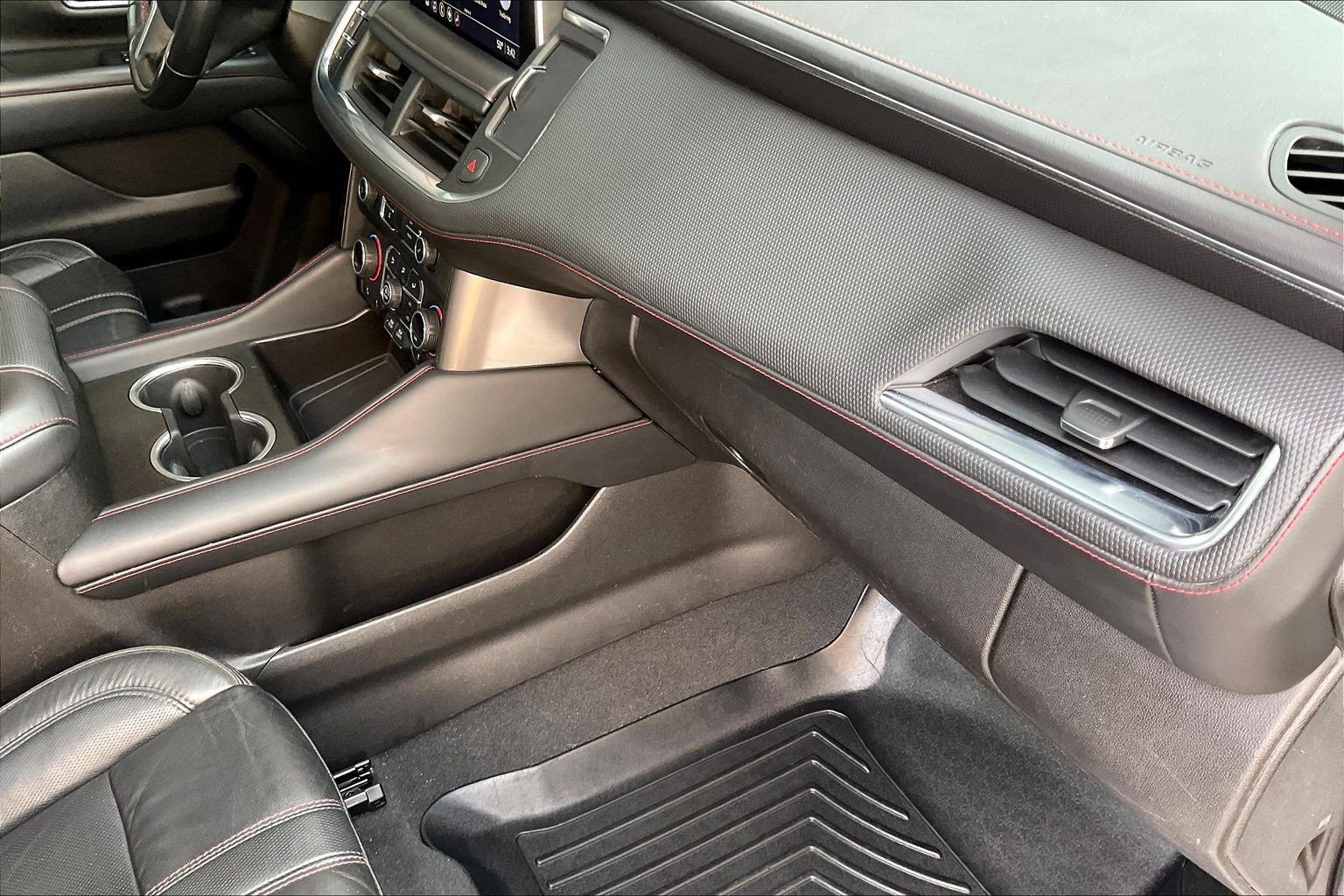 Used 2021 Chevrolet Suburban RST image 19