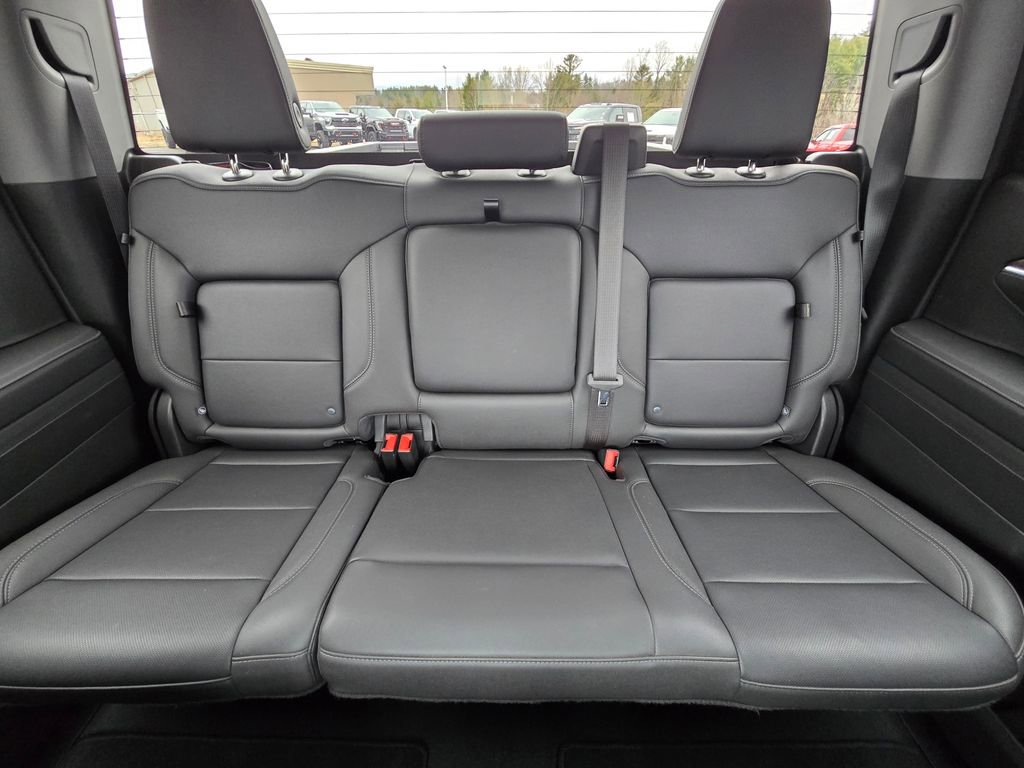 Used 2023 GMC Sierra 1500 SLT w/ SLT Convenience Package AWD/4WD image 44