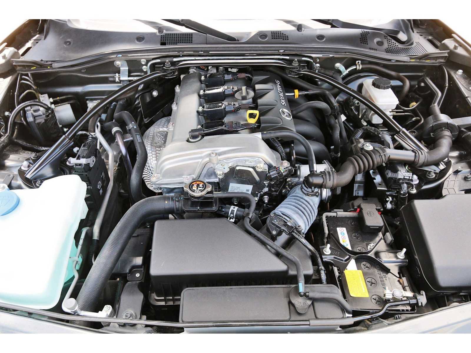 Used 2021 MAZDA MX-5 Miata Grand Touring RWD image 27