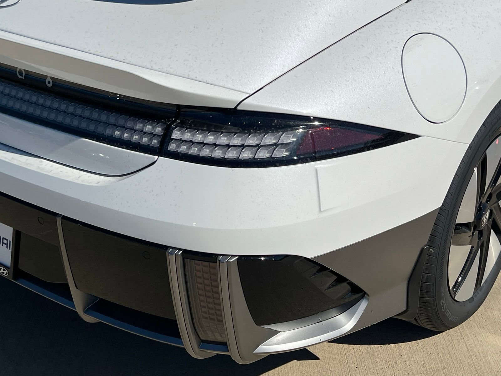 New 2025 Hyundai Ioniq 6 SE RWD image 13