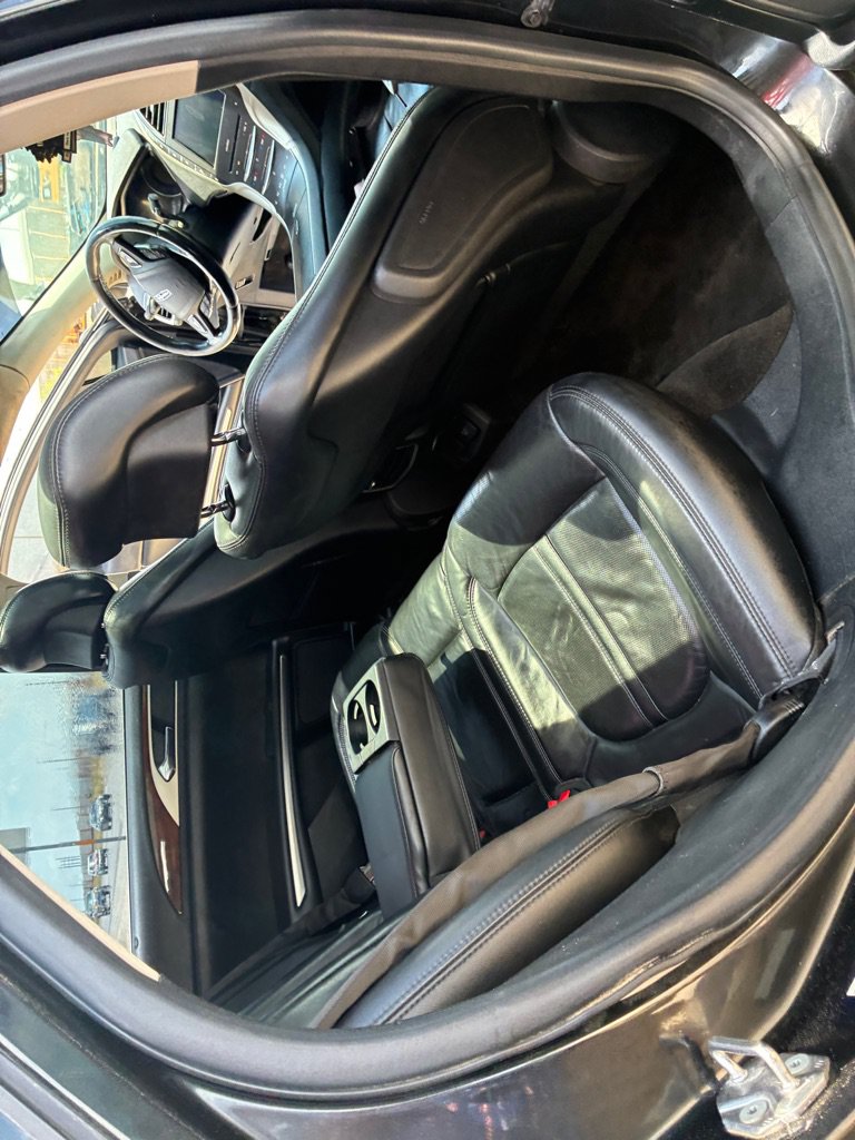 Used 2015 Lincoln MKZ w/ Equipment Group 102A Reserve FWD image 26
