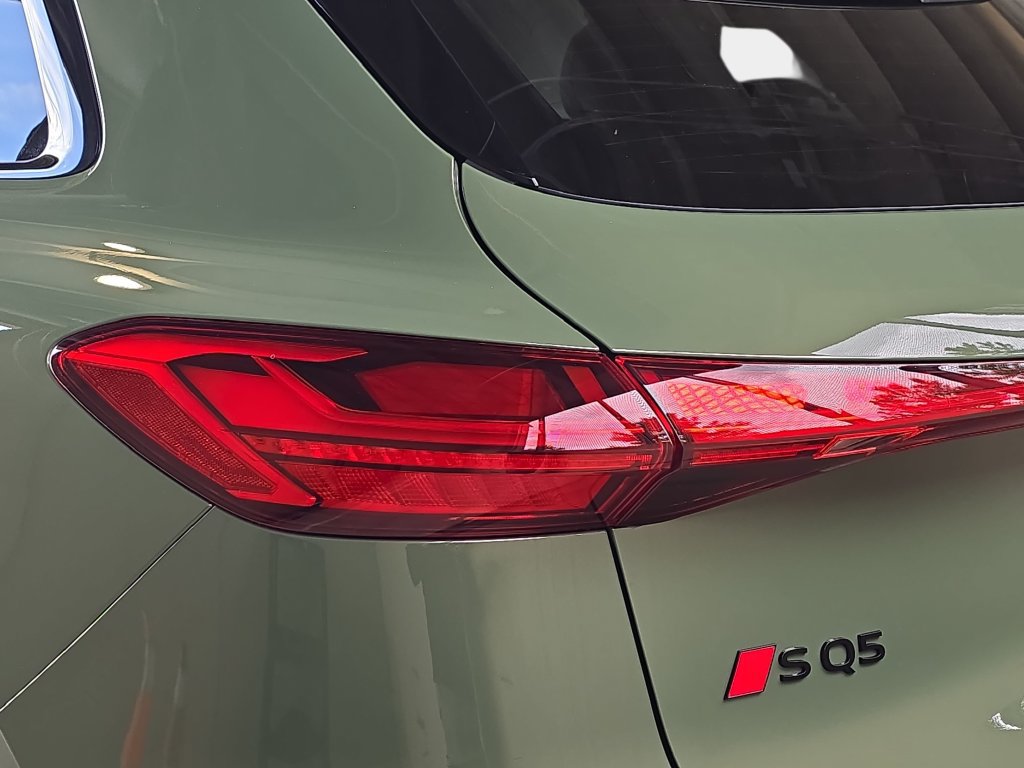New 2026 Audi SQ5 Prestige AWD/4WD image 31