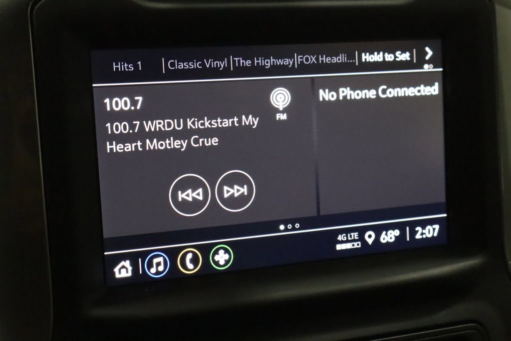 Used 2024 Chevrolet Silverado 1500 Custom w/ Turbomax Blackout Package image 43