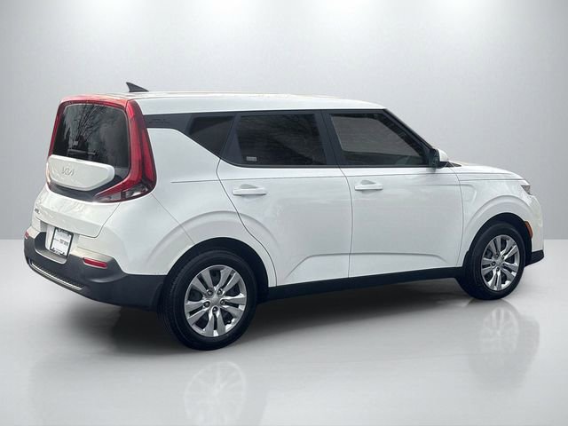 Used 2022 Kia Soul LX image 7
