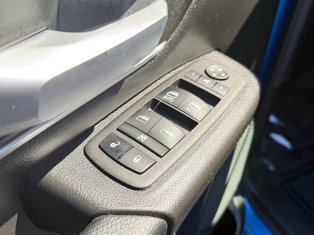 Used 2023 RAM 1500 Big Horn AWD/4WD image 17