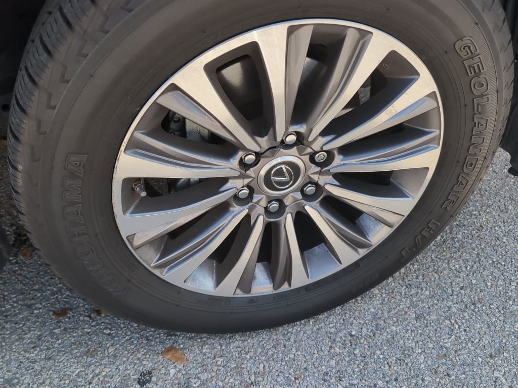 Certified 2020 Lexus GX 460 Luxury w/ Accessory Package image 10