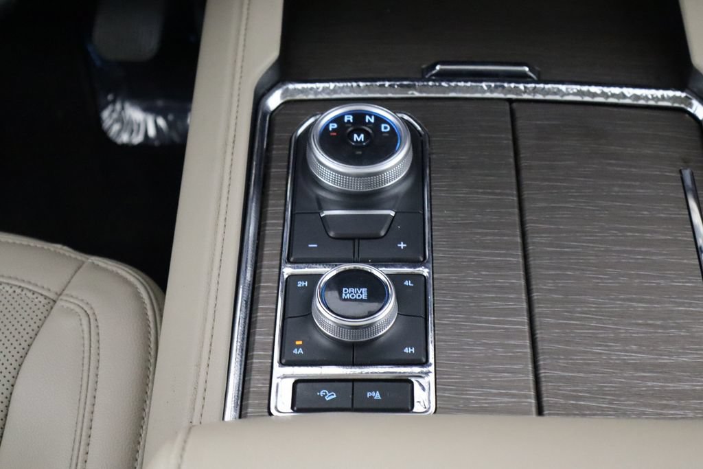 Used 2023 Ford Expedition Limited AWD/4WD image 30
