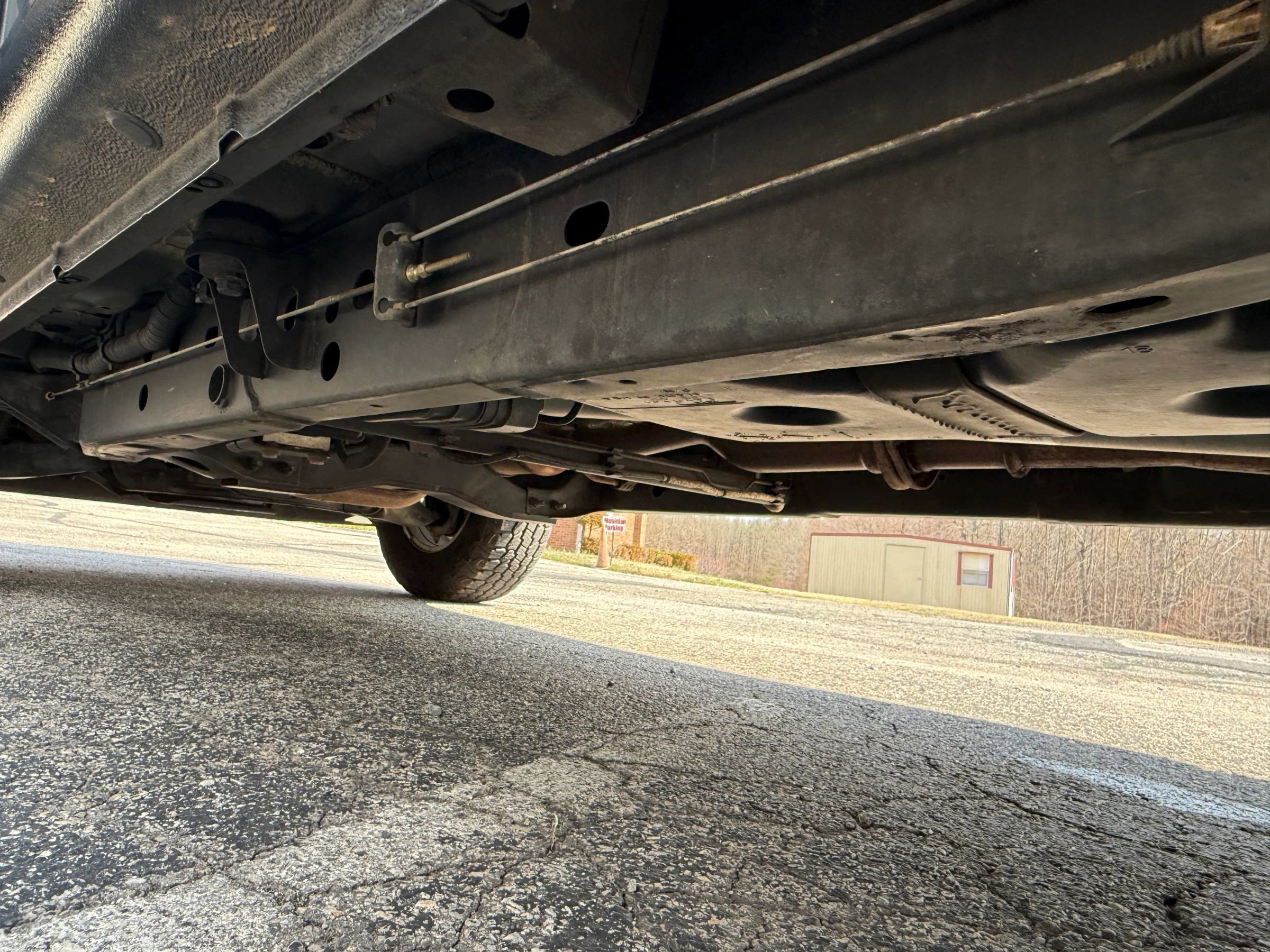 Used 2017 Cadillac Escalade Premium Luxury image 34