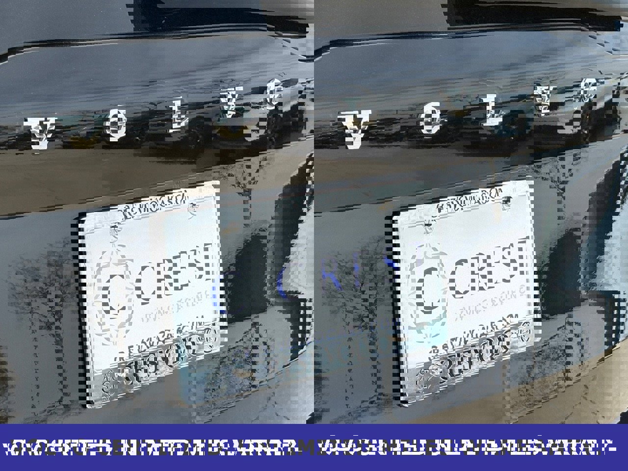 Certified 2025 Volvo XC90 B6 Plus image 9