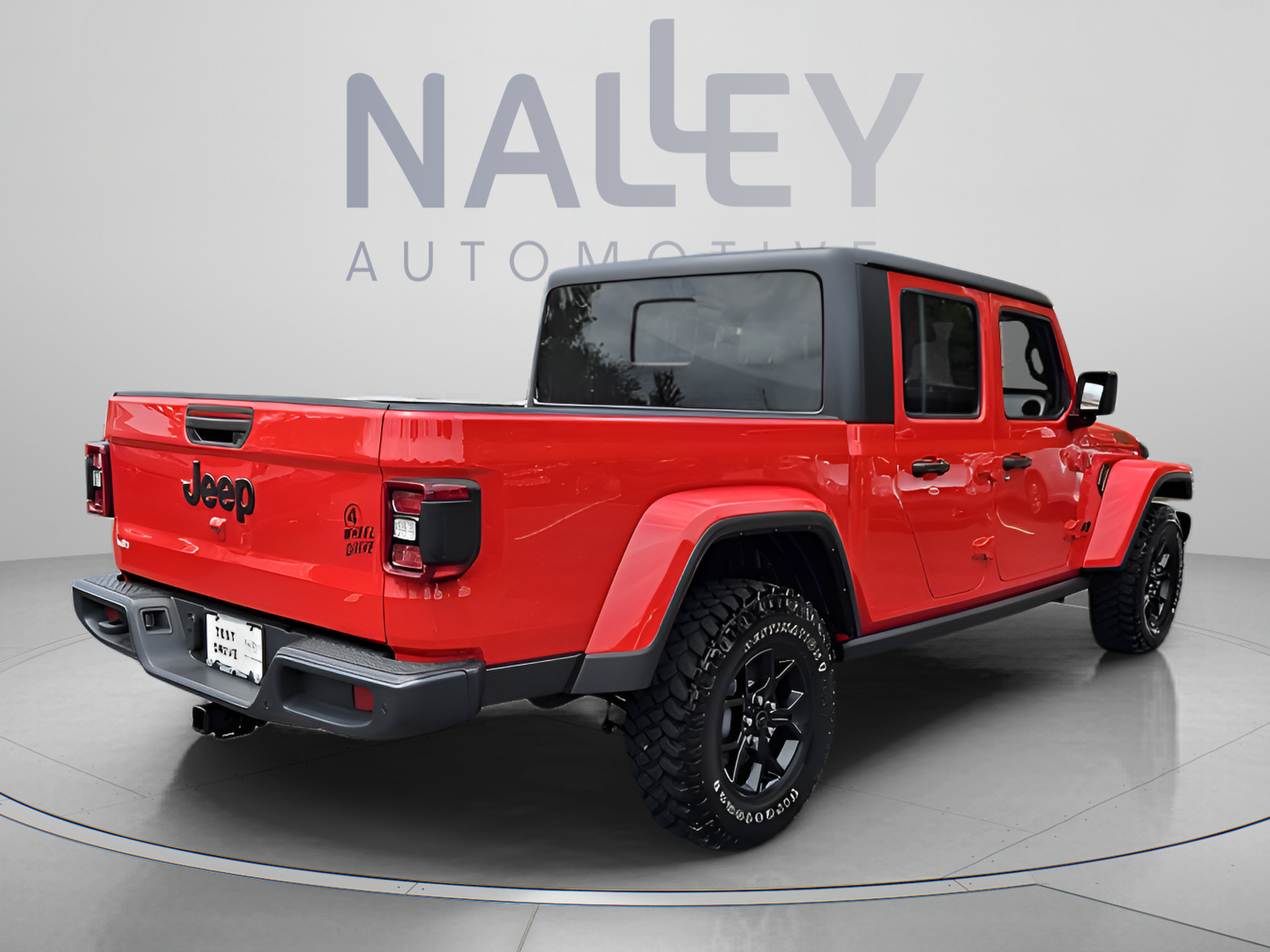 Used 2024 Jeep Gladiator Sport AWD/4WD image 5