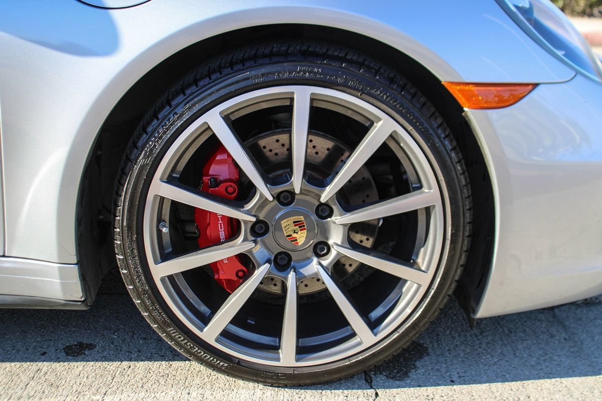 Used 2016 Porsche 911 Carrera 4S w/ Sport Chrono Package AWD/4WD image 43