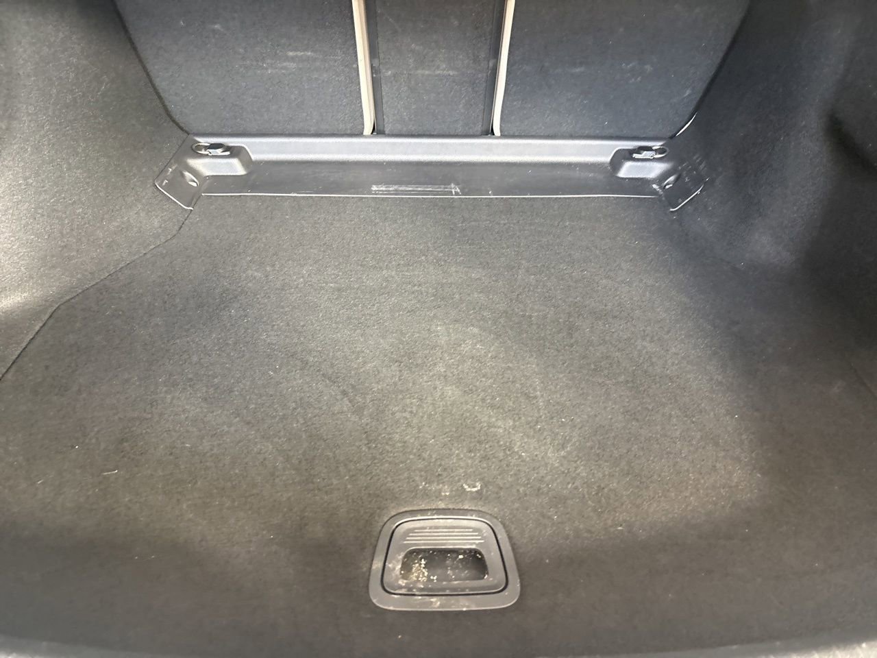 Used 2025 Mercedes-Benz C 300 4MATIC Sedan image 24