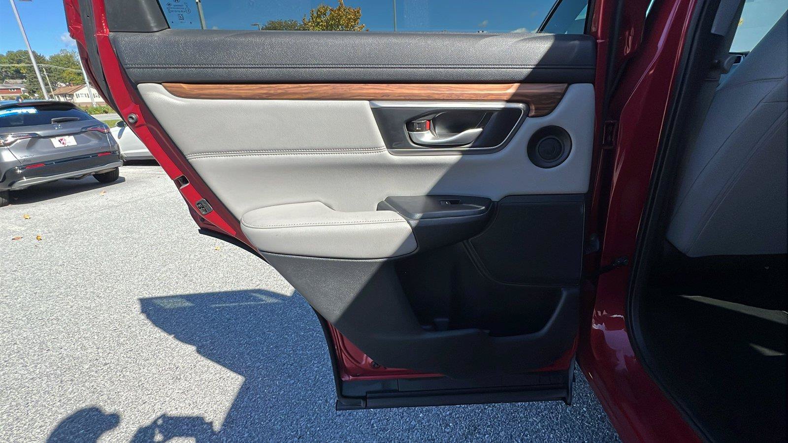 Used 2022 Honda CR-V EX-L image 17