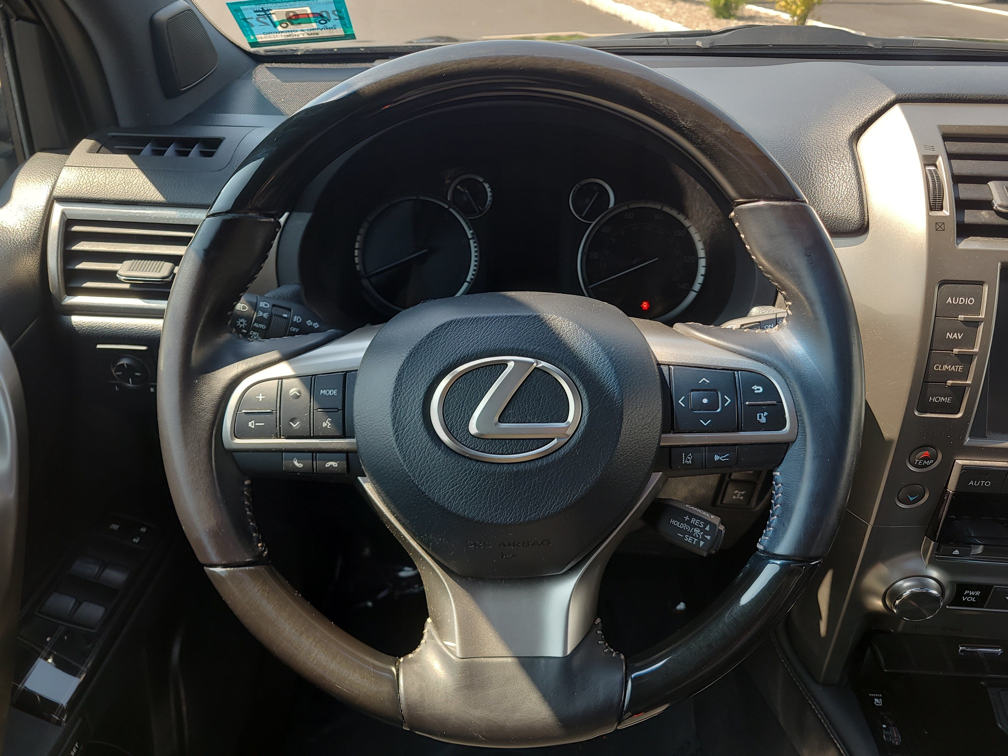 Used 2020 Lexus GX 460 Premium w/ Premium Package AWD/4WD image 22