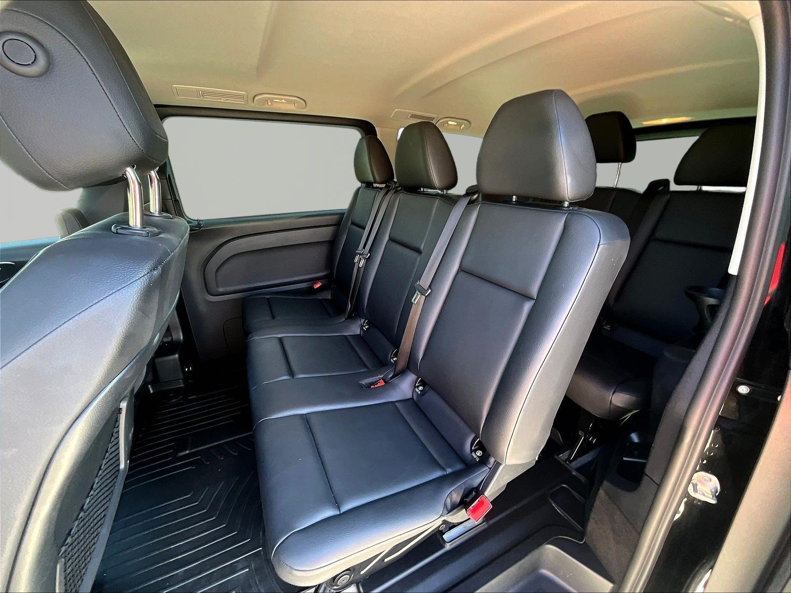Used 2023 Mercedes-Benz Metris Passenger image 20