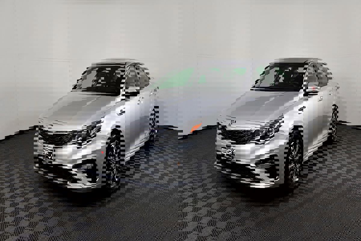 Used 2019 Kia Optima LX w/ LX 17" Wheel Package image 2
