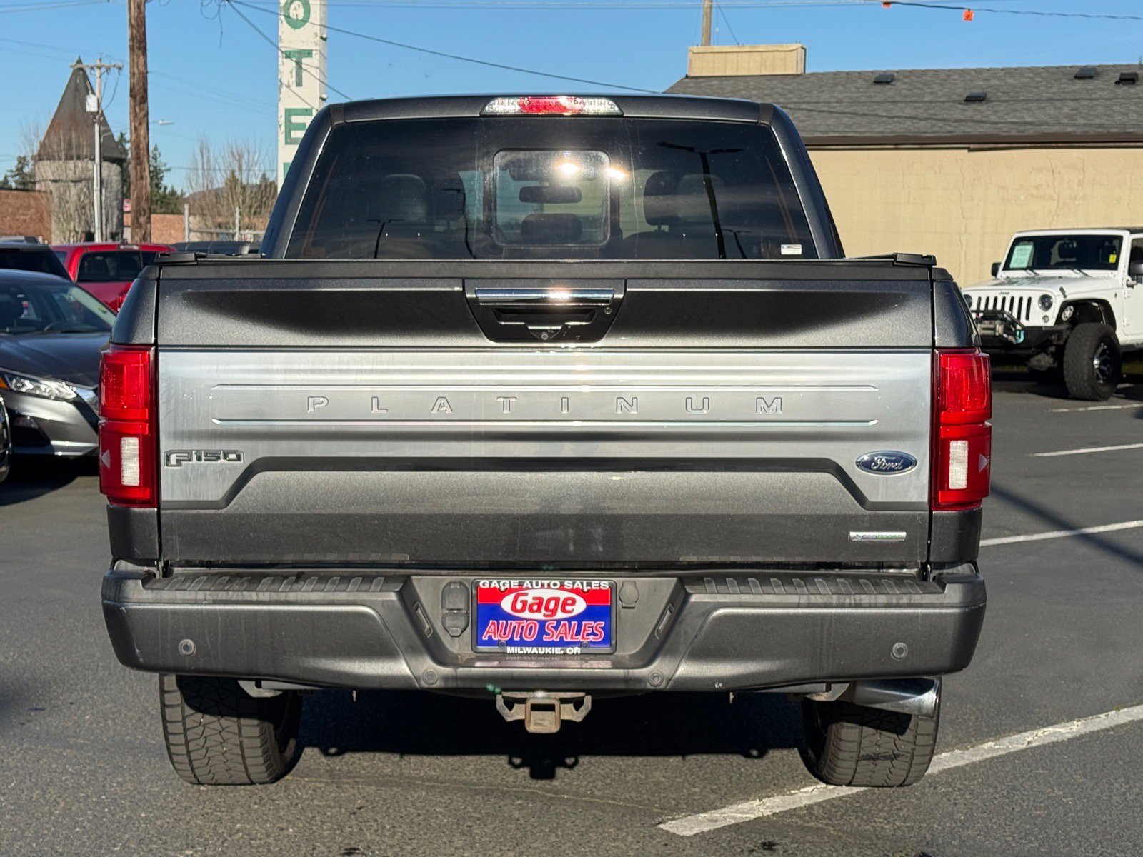 Used 2018 Ford F150 Platinum w/ Equipment Group 701A Luxury image 6