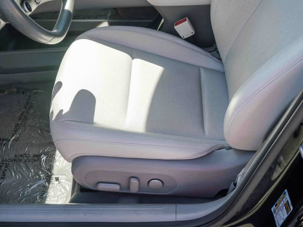Used 2023 Hyundai Ioniq 6 SEL RWD image 21
