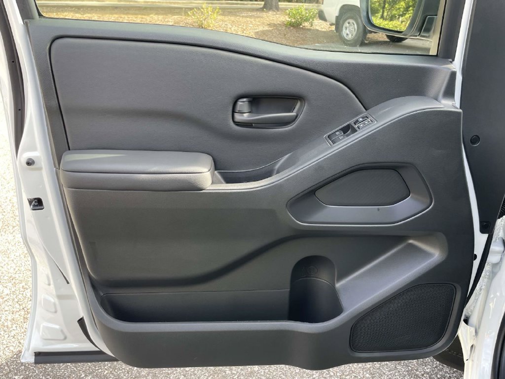 New 2027 Nissan Frontier S RWD image 11
