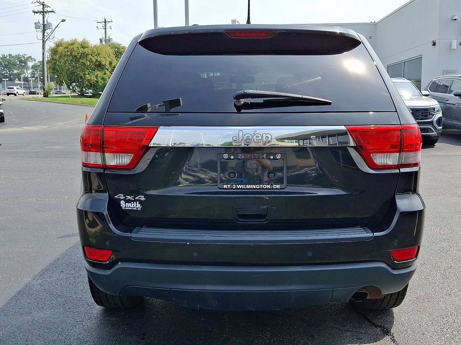 Used 2011 Jeep Grand Cherokee 70th Anniversary AWD/4WD image 5