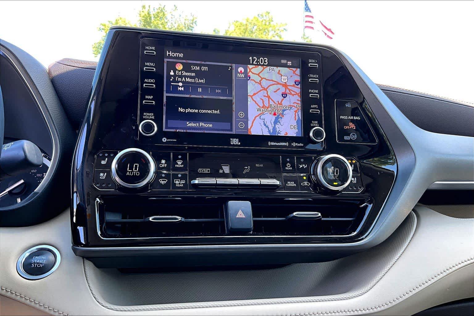 Used 2020 Toyota Highlander Limited FWD image 36