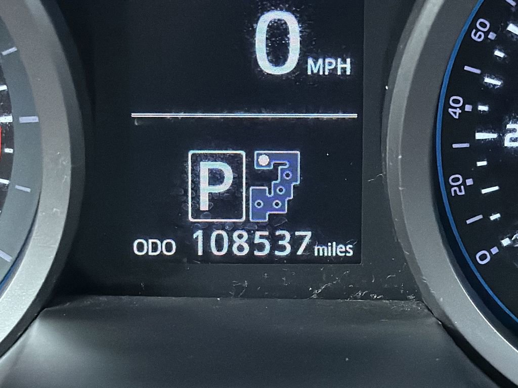 Used 2015 Toyota Land Cruiser image 11