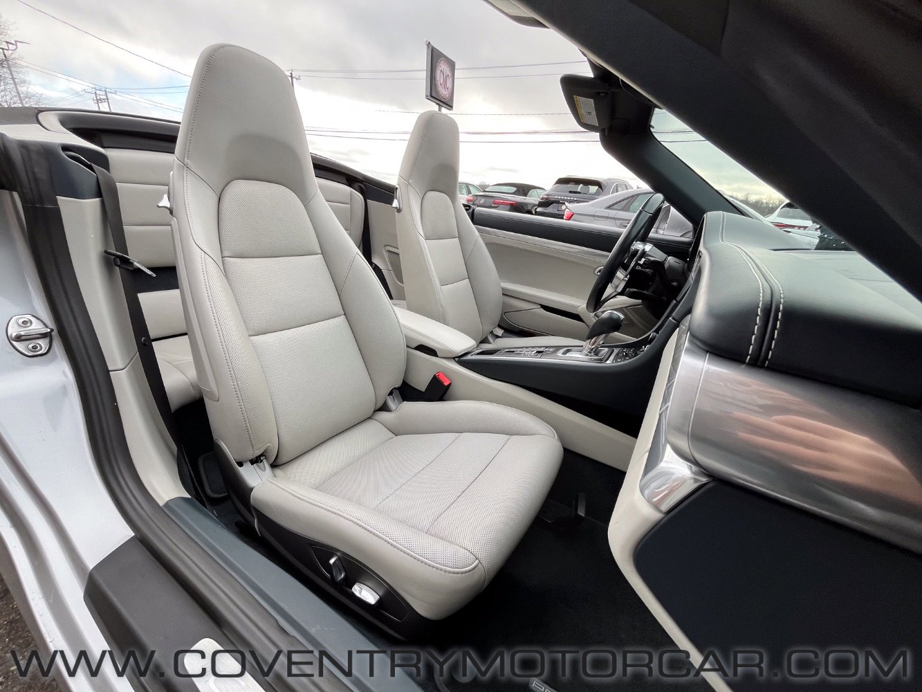 Used 2018 Porsche 911 Carrera image 34