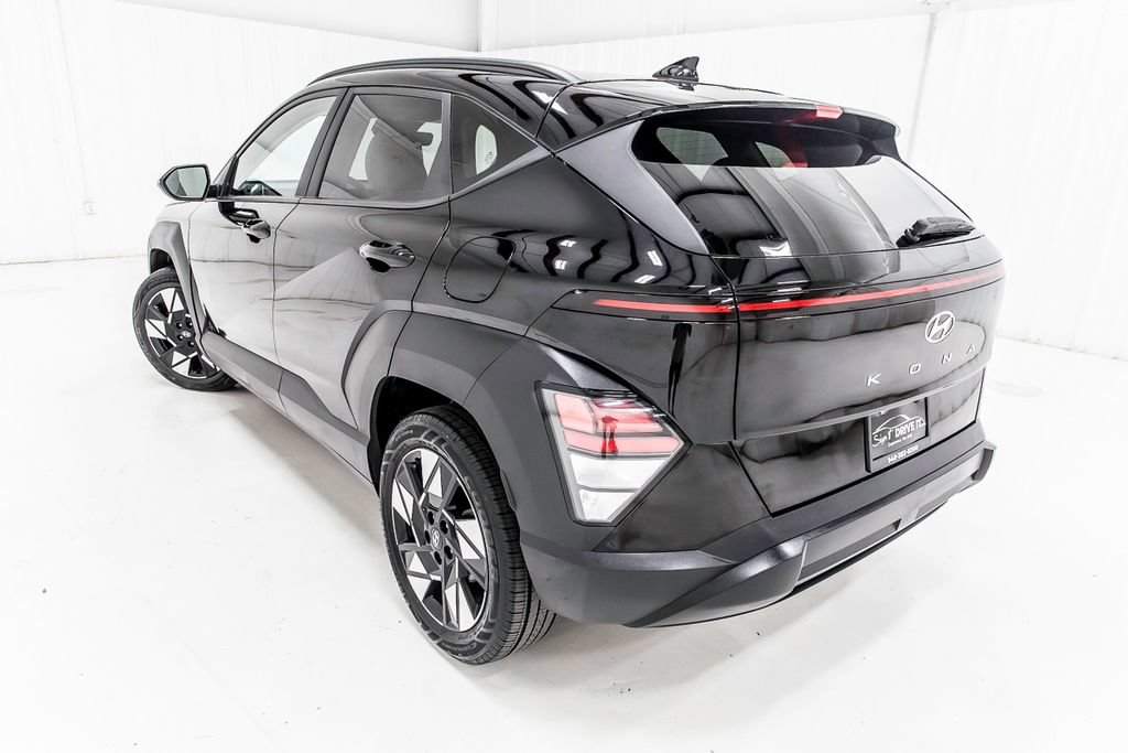 Used 2024 Hyundai Kona SEL FWD image 5