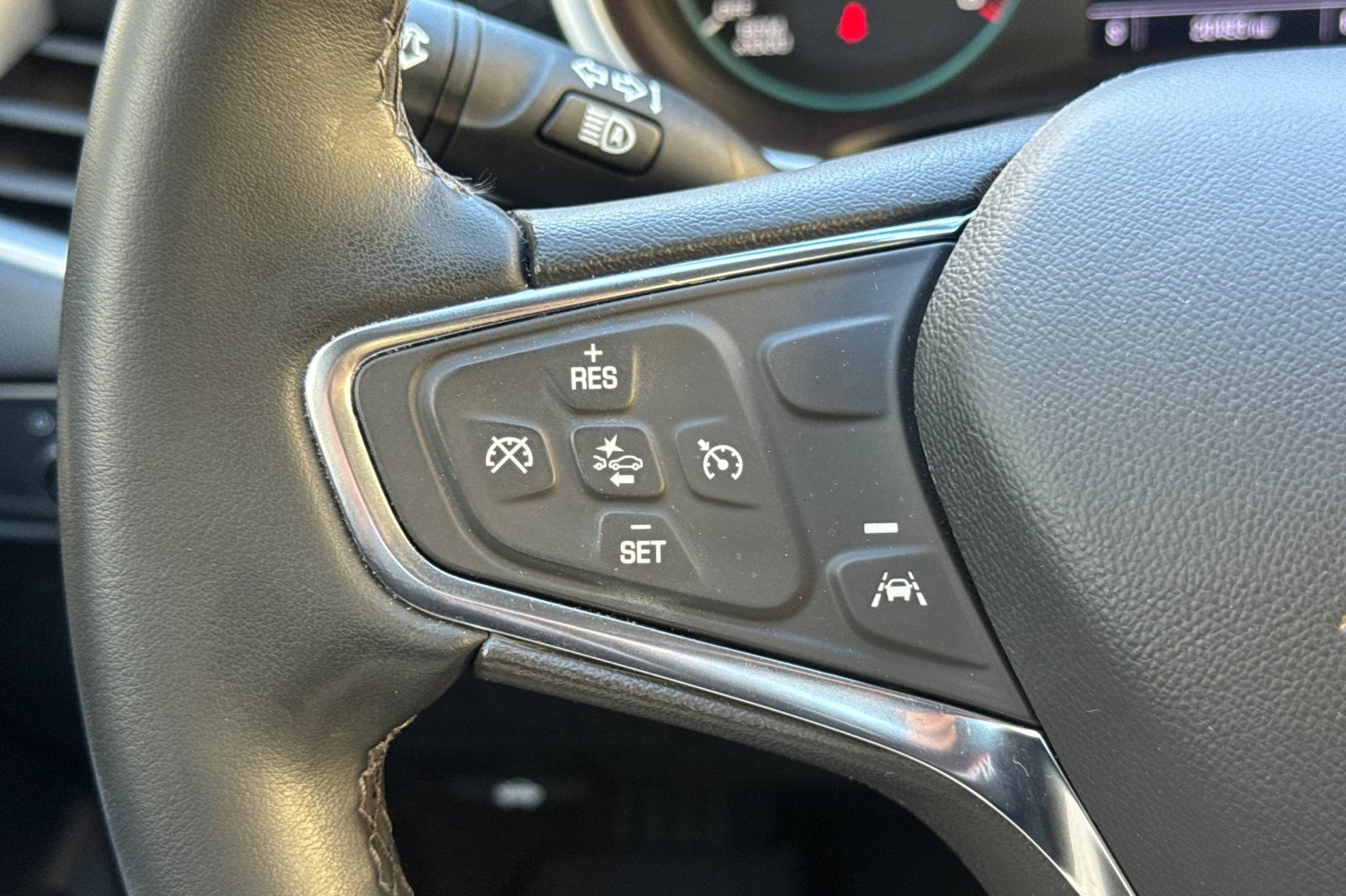 Used 2024 Chevrolet Malibu RS w/ LPO, Floor Liner Package FWD image 34