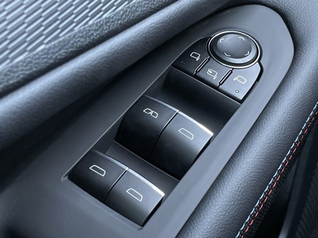 New 2025 Chevrolet Blazer EV RS image 13