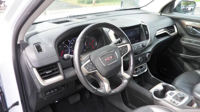 Used 2022 GMC Terrain Denali w/ Denali Premium Package AWD/4WD image 24