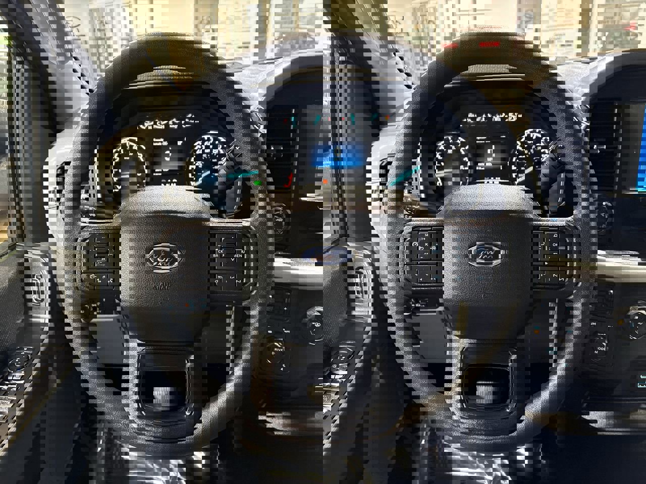 Used 2022 Ford F150 XLT w/ Trailer Tow Package image 14