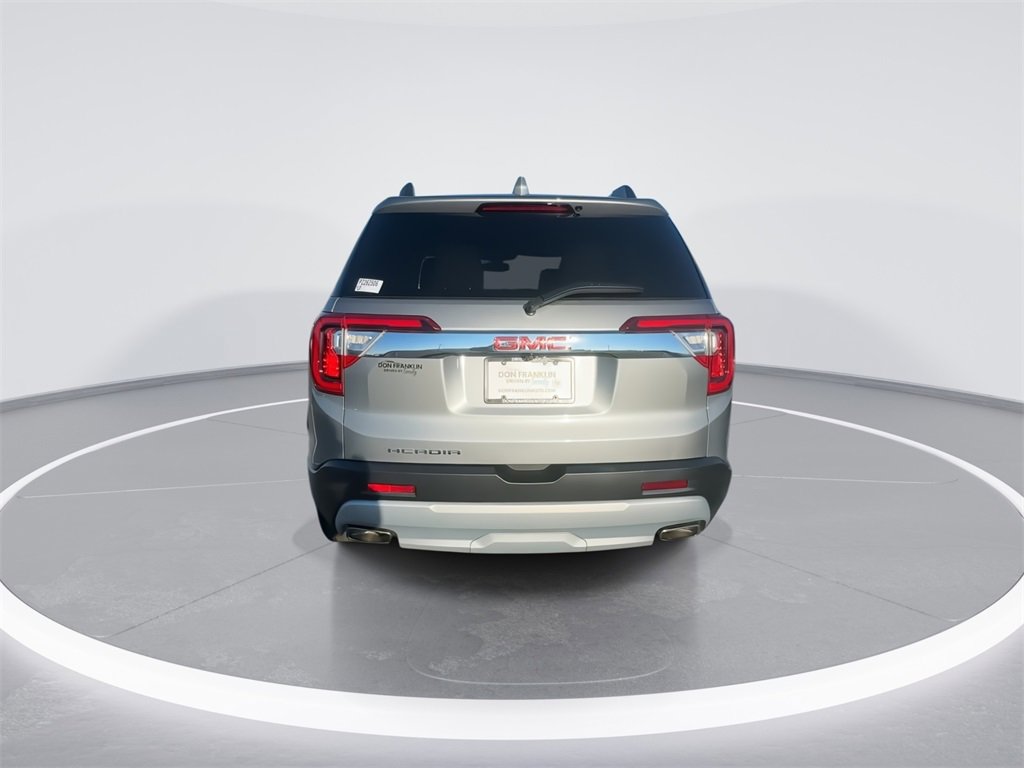 Used 2023 GMC Acadia SLT w/ Preferred Package image 7