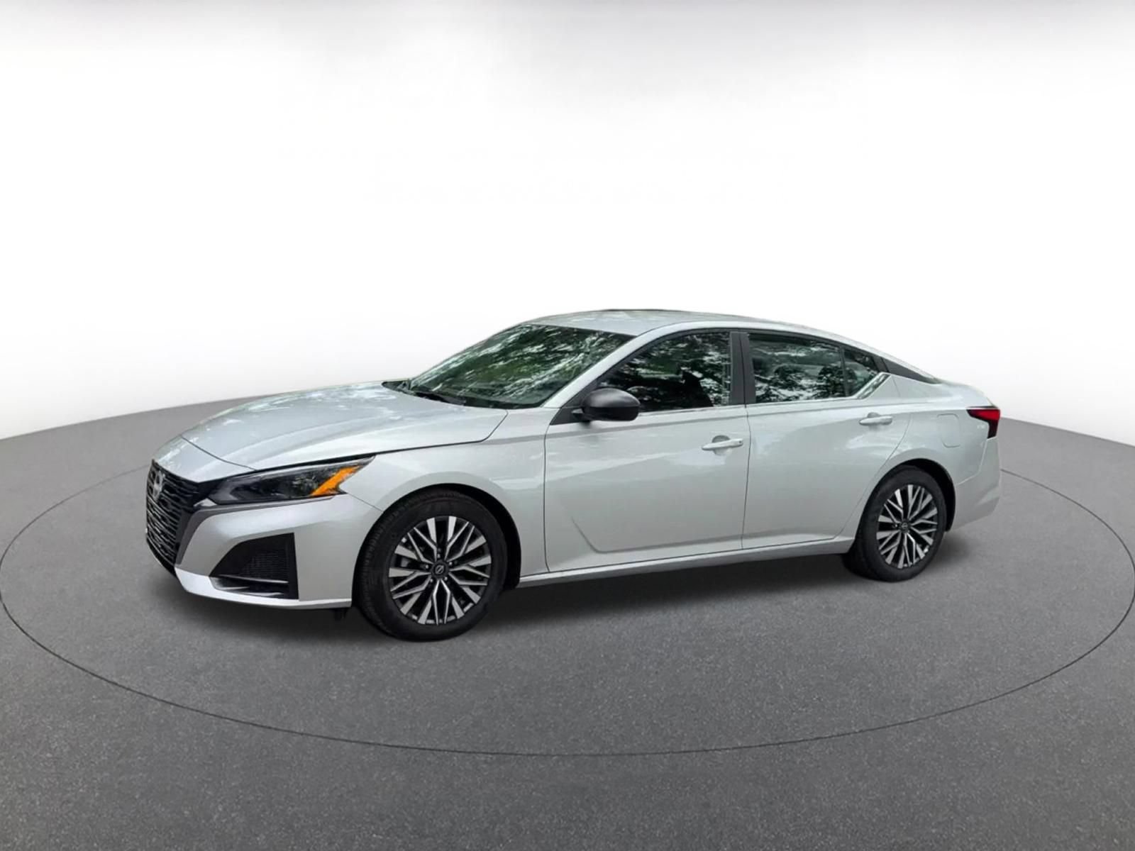 Used 2026 Nissan Altima 2.5 SV FWD image 8