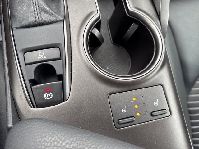 Used 2024 Toyota Camry SE image 15