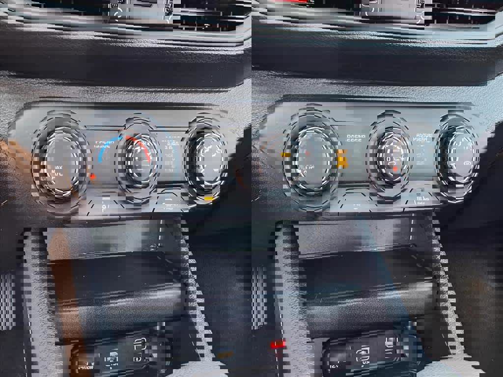 Used 2024 Kia Forte LX image 15