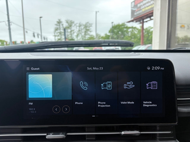 Used 2025 Hyundai Kona SEL FWD image 26