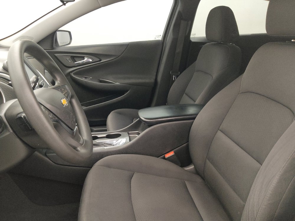 Used 2017 Chevrolet Malibu LS FWD image 17