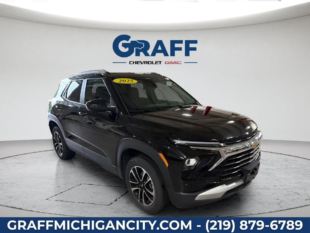 Used 2025 Chevrolet TrailBlazer LT AWD/4WD image 10