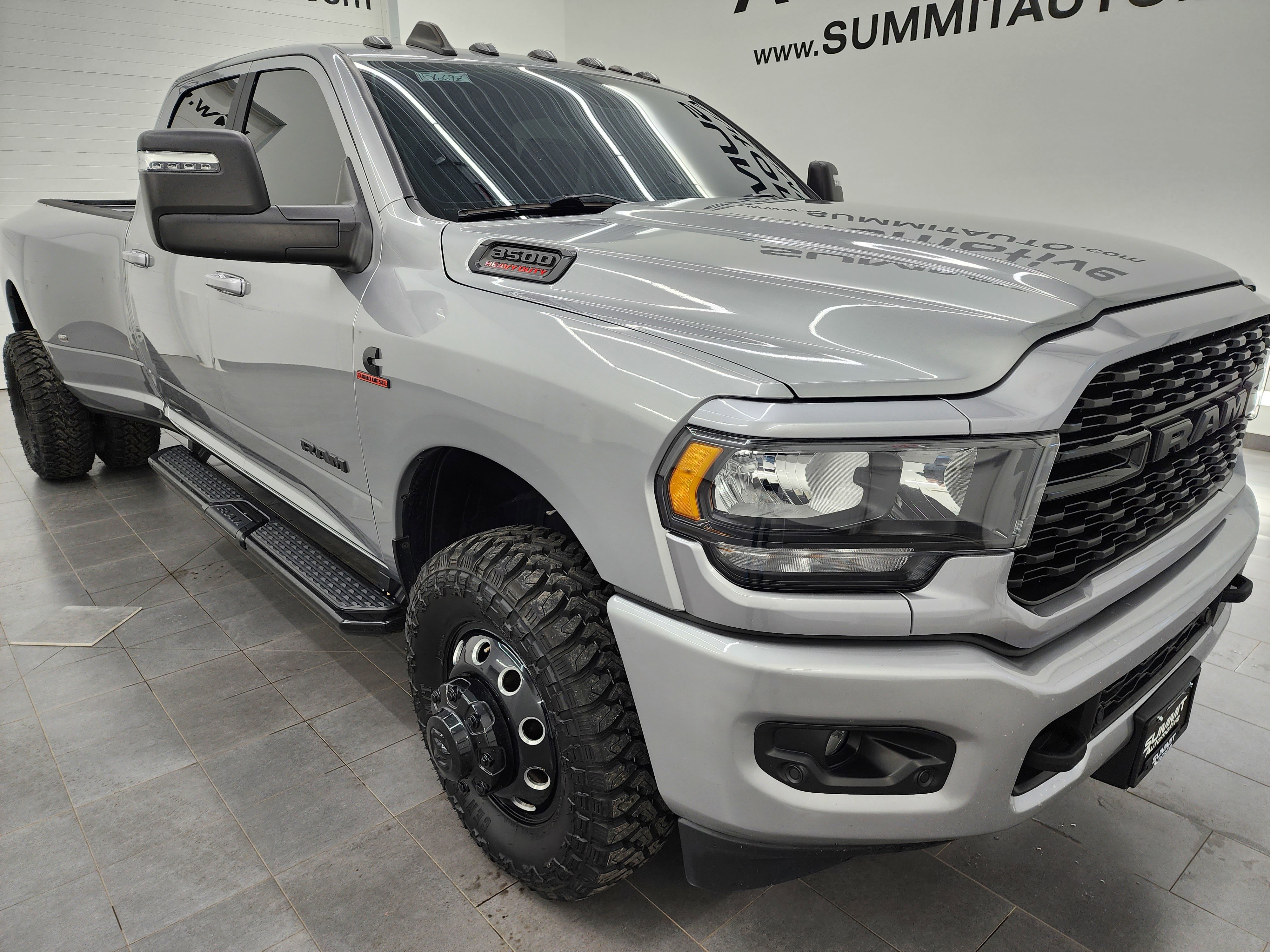 Used 2023 RAM 3500 Big Horn w/ Night Edition image 2