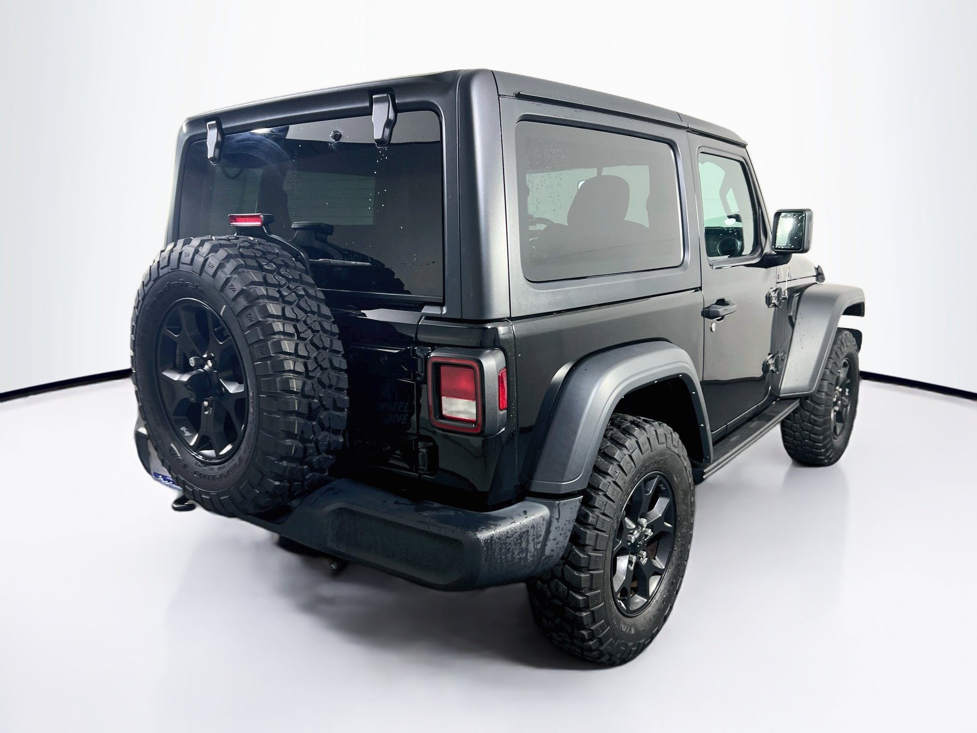 Used 2023 Jeep Wrangler Sport AWD/4WD image 5