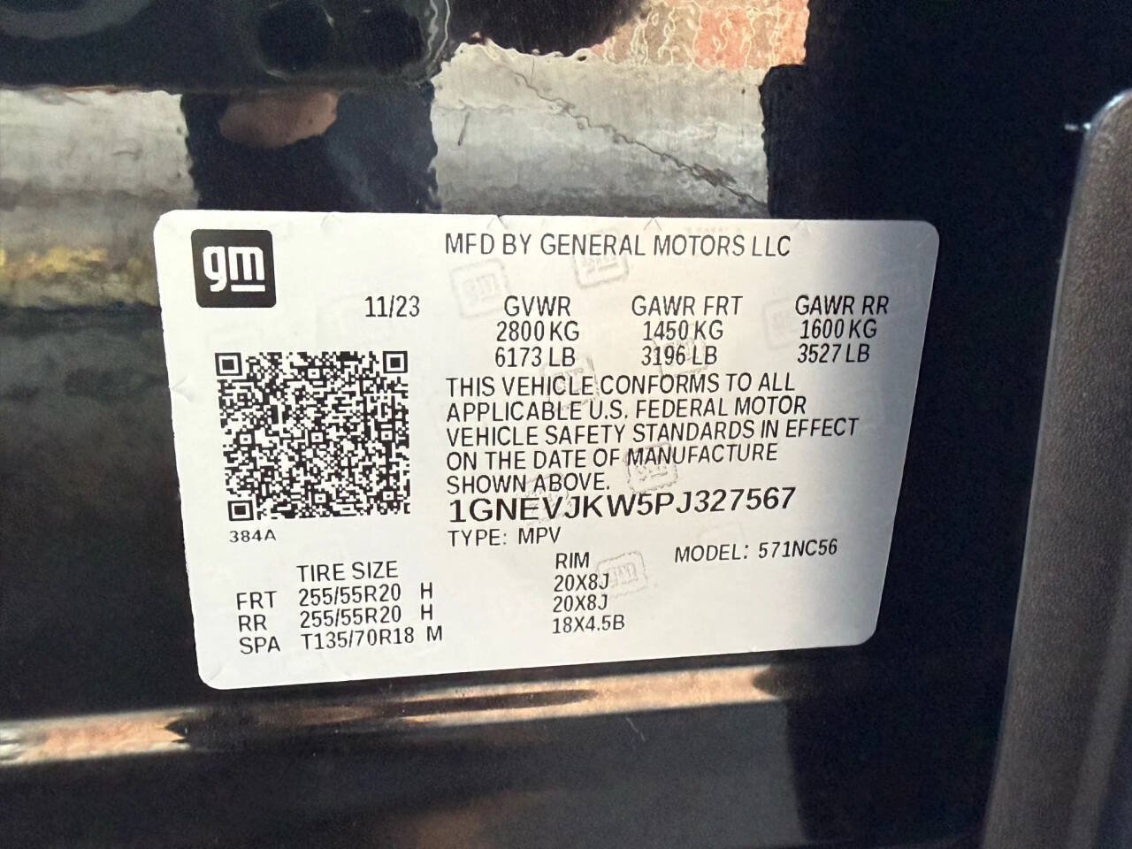 Used 2023 Chevrolet Traverse RS AWD/4WD image 36