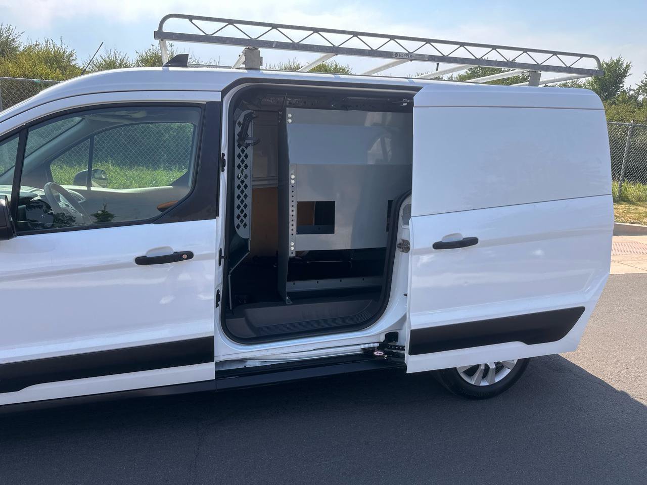 Used 2019 Ford Transit Connect XL FWD image 18