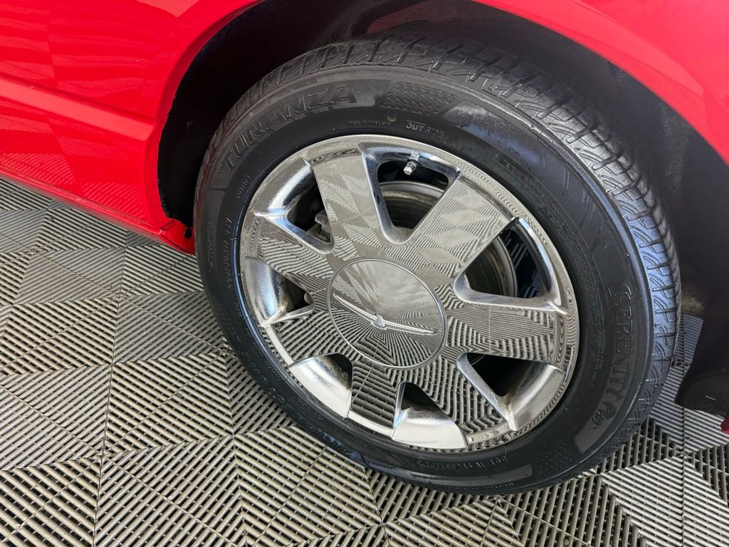 Used 2003 Ford Thunderbird RWD image 14