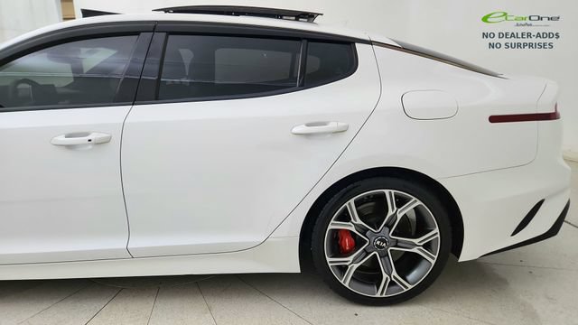 Used 2020 Kia Stinger GT2 AWD/4WD image 4